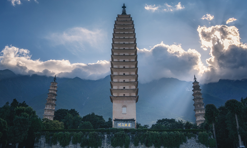 13 días Viajes a Yunnan Tres Pagodas del Templo Chongsheng