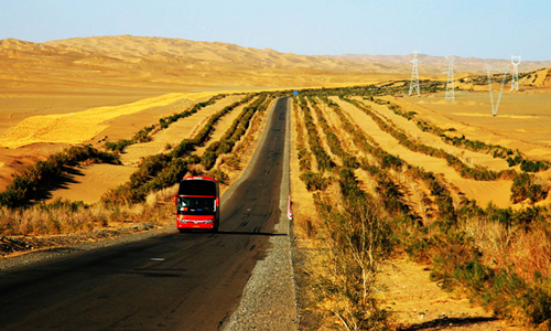 19 días Ruta de la Seda China Carretera en el Desierto Taklamakan