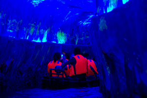 Cueva de Agua de Estanque Tianhe
