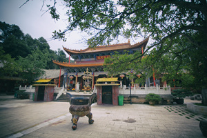 Sala del gran Buda del Templo Qiongzhu