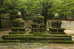 pagodas de tres santos del Templo Qiongzhu