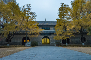 Salón Sin Vigas del Templo Linggu