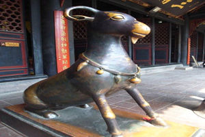 Ovejas de bronce del Palacio de Qingyang