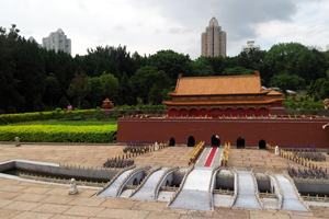 Palacio Imperial de la Aldea Folklórica Espléndida de China