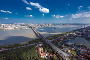 Gran Puente del Río Yangtsé en Wuhan