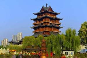 Pabellón de Yuantong del Templo Budista Guiyuan