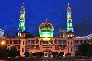 Paisaje nocturno de la Mezquita Dongguan