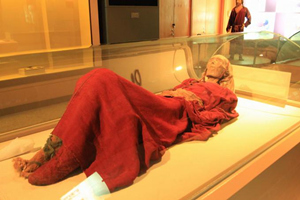 Momia femenina de Loulan del Museo de Xinjiang