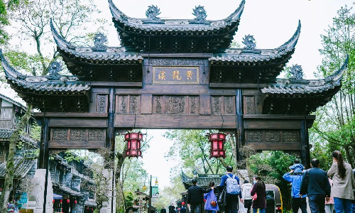 Huanglongxi-Ancient-Town