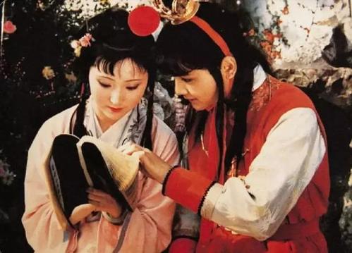Baoyu Jia and Daiyu Lin,The Dream of Red Mansions