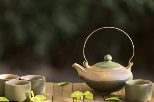 Tea Pots,Ten Health Benefits of Drinking Tea