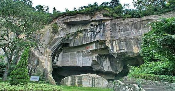 Baiyun Cave，Xiqiao Mountain