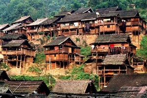 Diaojiaolou， Langde Miao Village