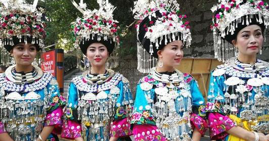 Miao Women Costumes，Langde Miao Village