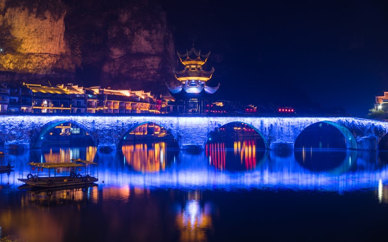 Night Scene,Zhenyuan Ancient Town.jpg