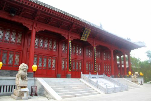 Frost Flying Hall, Huaqing Pool