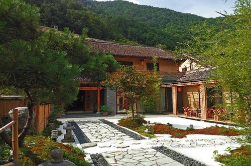 Villages Built in Zhongnan Mountains，Zhongnan Mountains
