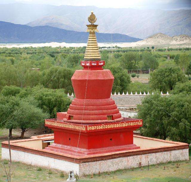  The Red Pagoda,The Samye Monastery