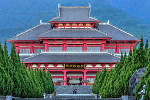 Yutong Guanyin Hall, Three Pagodas of the Chongsheng Temple