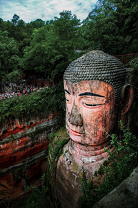 Dettagli del Buddha gigante di Leshan
