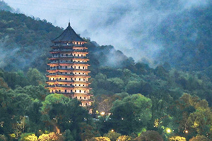Pagoda Liuhe come un faro