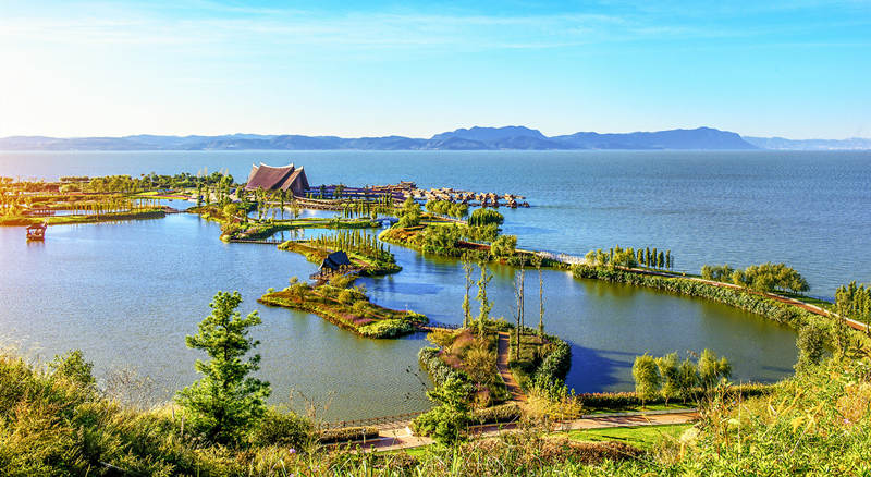 Panorama del Lago Dianchi