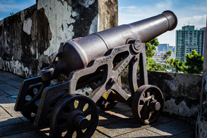 Cannone sulla fortezza