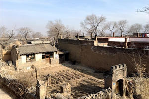 Abitazioni semplici antiche nel Castello di Zhangbi