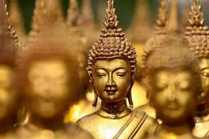 Statue del buddhismo hinayana