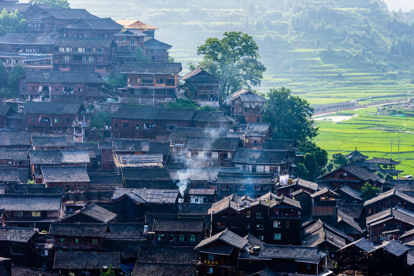 ★ Viaggio in Cina ad Agosto dell'Esplorazione dei Villaggi Etnici