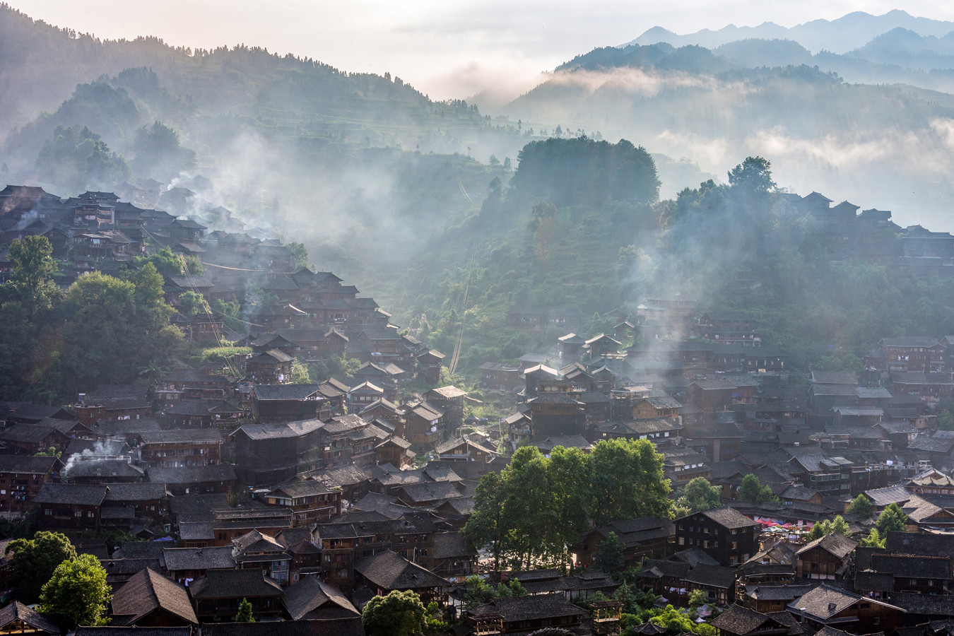 ★ Viaggio in Cina ad Agosto dell'Esplorazione dei Villaggi Etnici