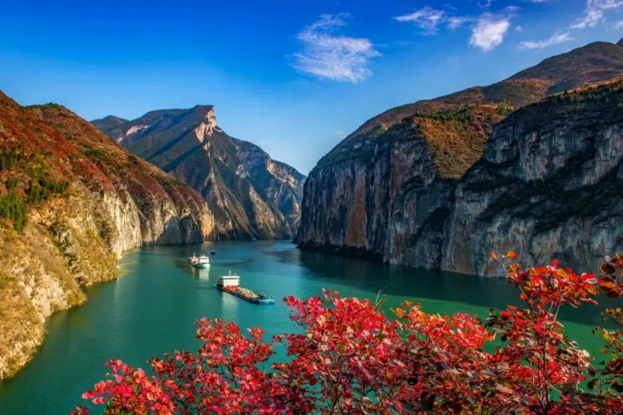 Yangtze River Cruise Tour with Picturesque Guilin